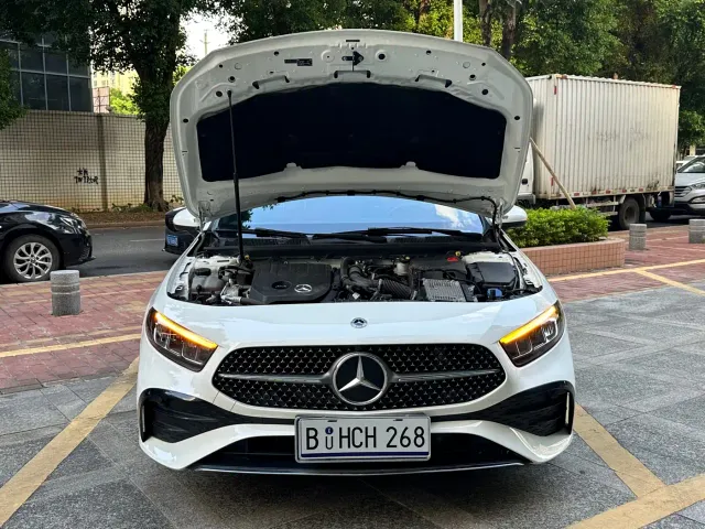 Mercedes-Benz A-Class — Фото автомобиля 14