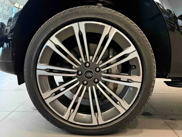 Land Rover Range Rover — Фото автомобиля 4