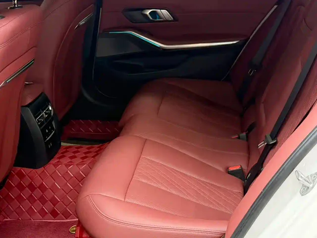 BMW 3 Series — Фото автомобиля 10
