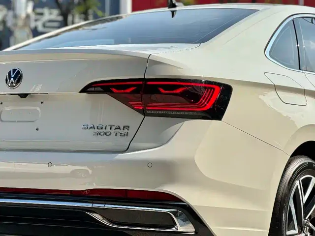 Volkswagen Sagitar — Фото автомобиля 17