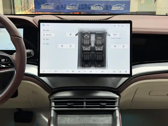 BYD Seal 07 DM-i — Фото автомобиля 12