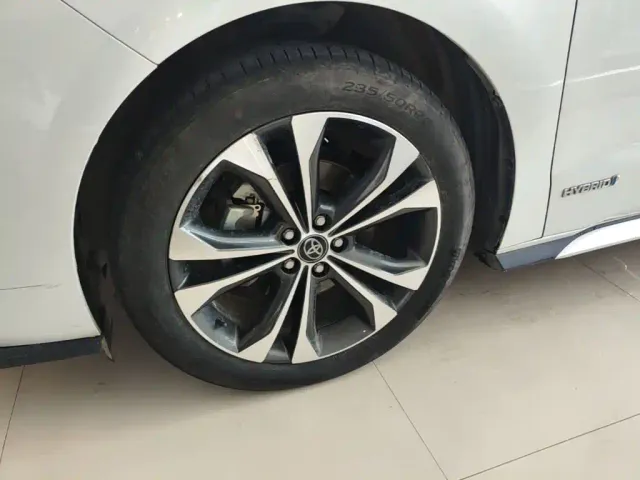 Toyota Granvia — Фото автомобиля 22