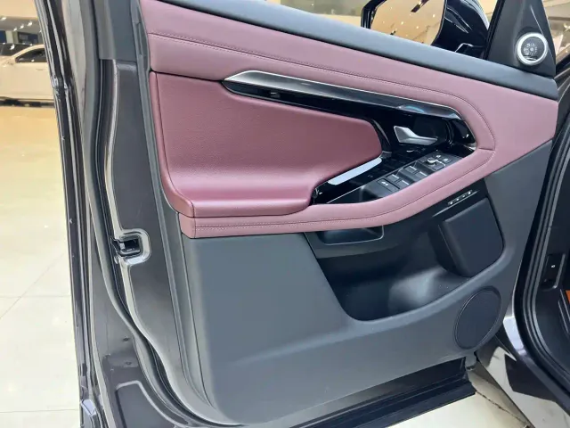 Land Rover Range Rover Evoque — Фото автомобиля 6