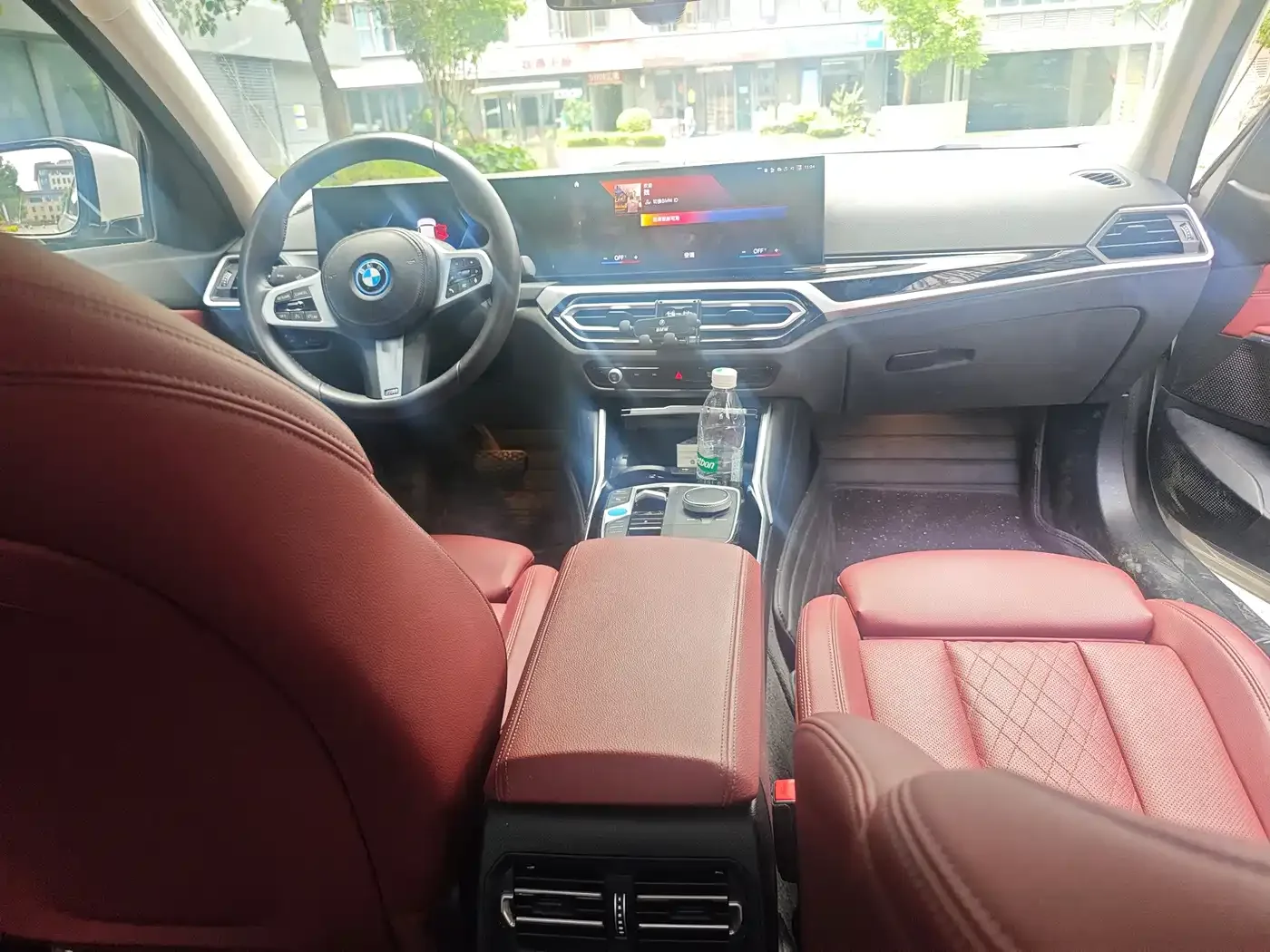 BMW BMW i3 2022 eDrive 35 L — Фото автомобиля 11
