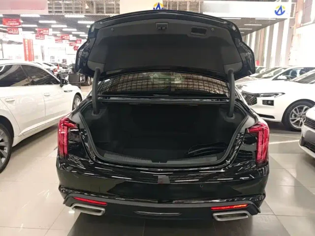 Cadillac CT5 — Фото автомобиля 18