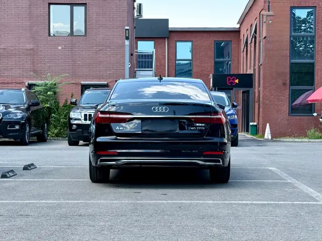 Audi A6L — Фото автомобиля 4