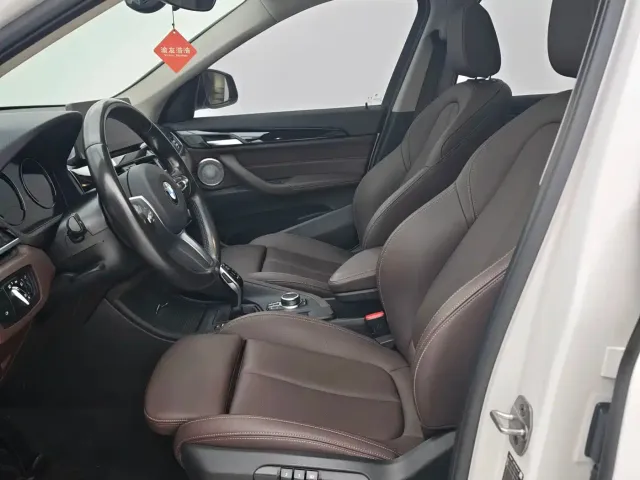 BMW X1 — Фото автомобиля 7