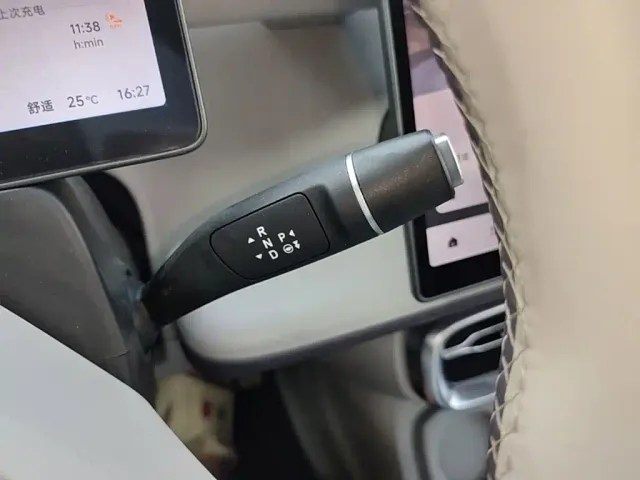 Leapmotor Leapmotor B10 2025 510 LiDAR Edition — Фото автомобиля 13