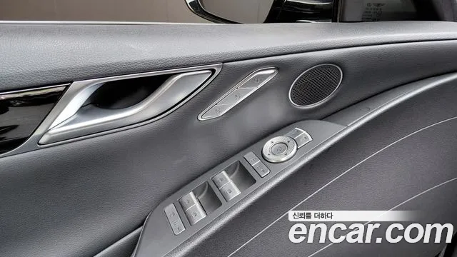 Genesis G80 Бензин 2.5 турбо AWD — Фото автомобиля 27