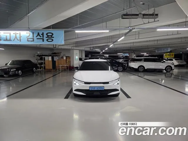 Фотография автомобиля — Kia EV6 EV6 (New)