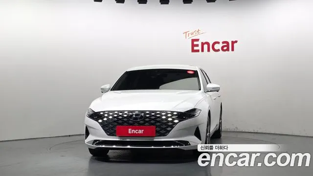 Hyundai Grandeur Grandeur (New) — Фото автомобиля 3