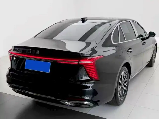 Hongqi H5 — Фото автомобиля 9