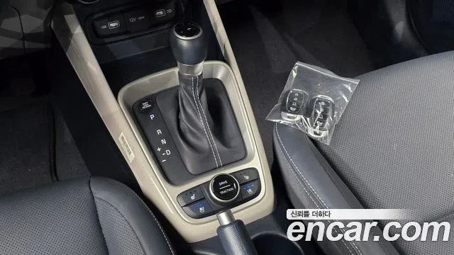Hyundai Venue Venue 1.6 Modern Plus — Фото автомобиля 9