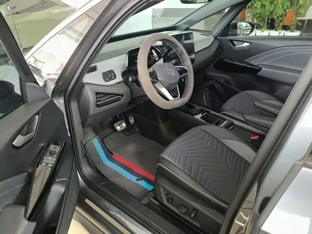 Volkswagen ID.3 — Фото автомобиля 15