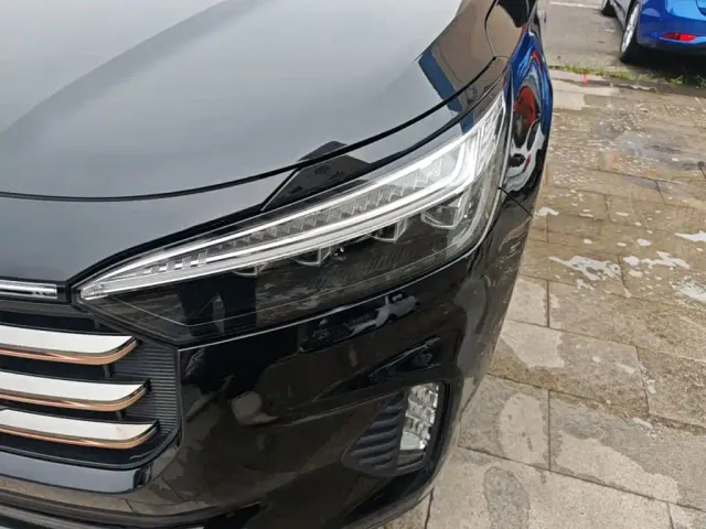 Exeed VX — Фото автомобиля 23