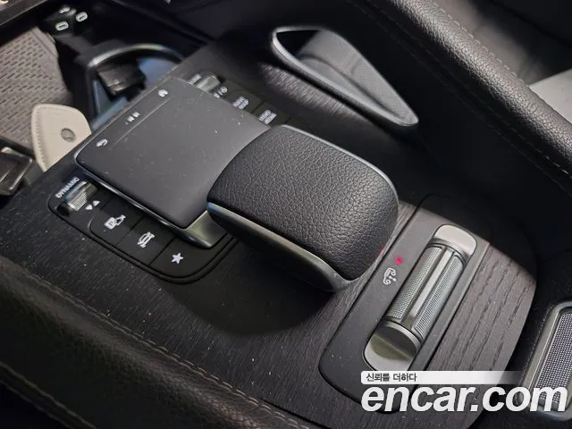 Mercedes-Benz GLE-Class — Фото автомобиля 14