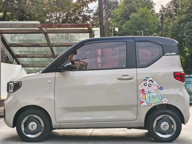 Wuling Hongguang Mini EV — Фото автомобиля 17