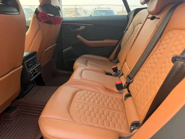 Audi Q8 — Фото автомобиля 14