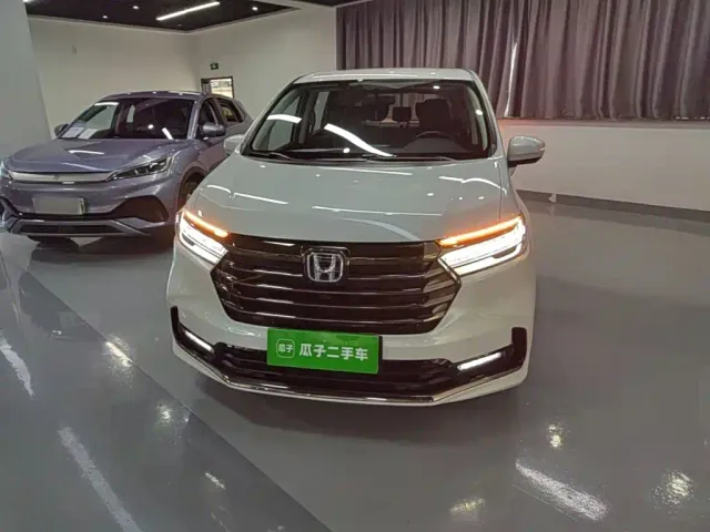 Honda Odyssey 2022 2.0L e:HEV Sharp·Enjoyment Edition — Фото автомобиля 2