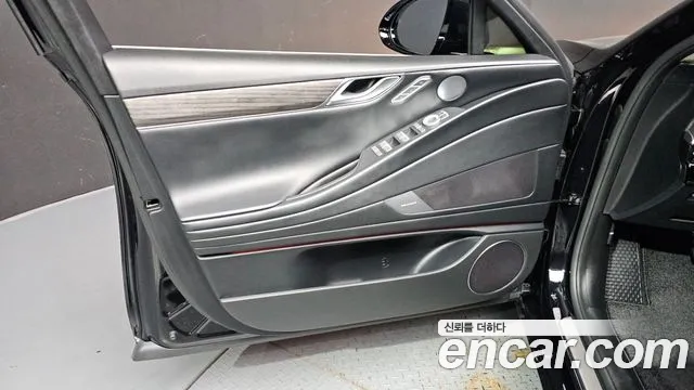 Genesis G80 Бензин 3.5 турбо AWD — Фото автомобиля 23