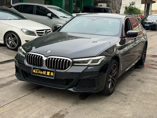 BMW 5 Series — Фото автомобиля 7