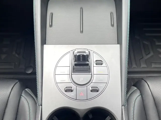 BYD Seal 06 — Фото автомобиля 13