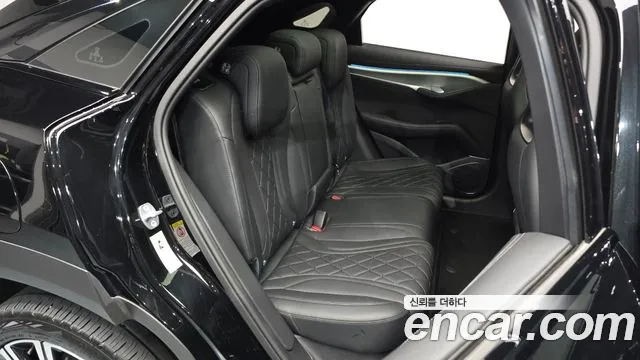 BYD Sealion 7 — Фото автомобиля 18