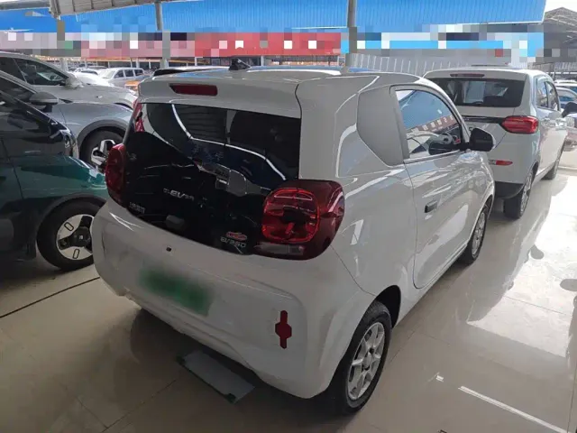 Roewe Clever — Фото автомобиля 6