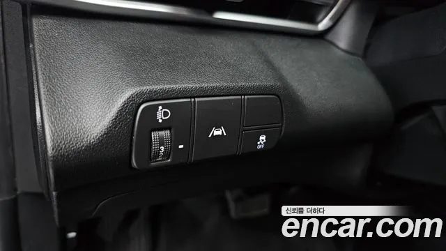 Hyundai AVANTE Avante (CN7) — Фото автомобиля 17