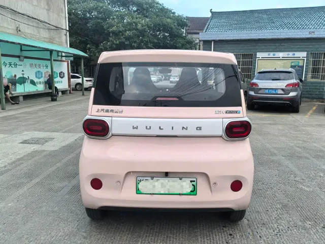 Wuling Hongguang Mini EV — Фото автомобиля 5