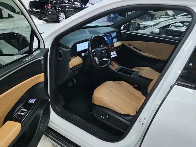 Geely Galaxy L7 — Фото автомобиля 15