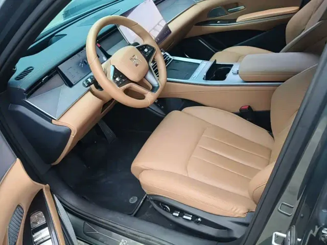 BYD Han L — Фото автомобиля 14