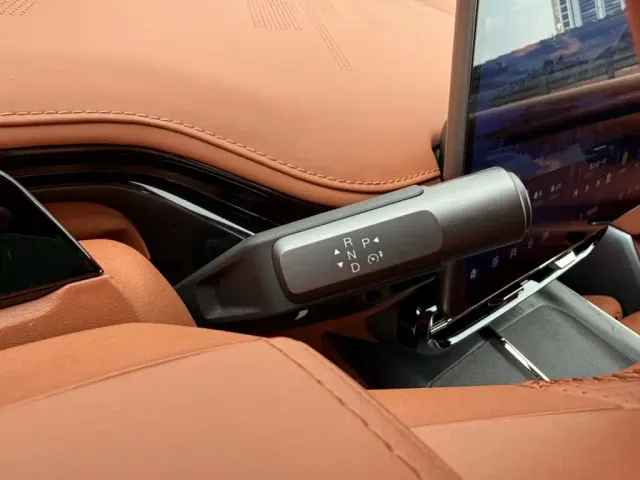 GAC Hyptec HT — Фото автомобиля 16