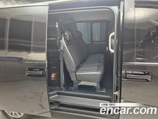 Hyundai Staria — Фото автомобиля 13