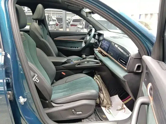 Geely Xingyue L — Фото автомобиля 24
