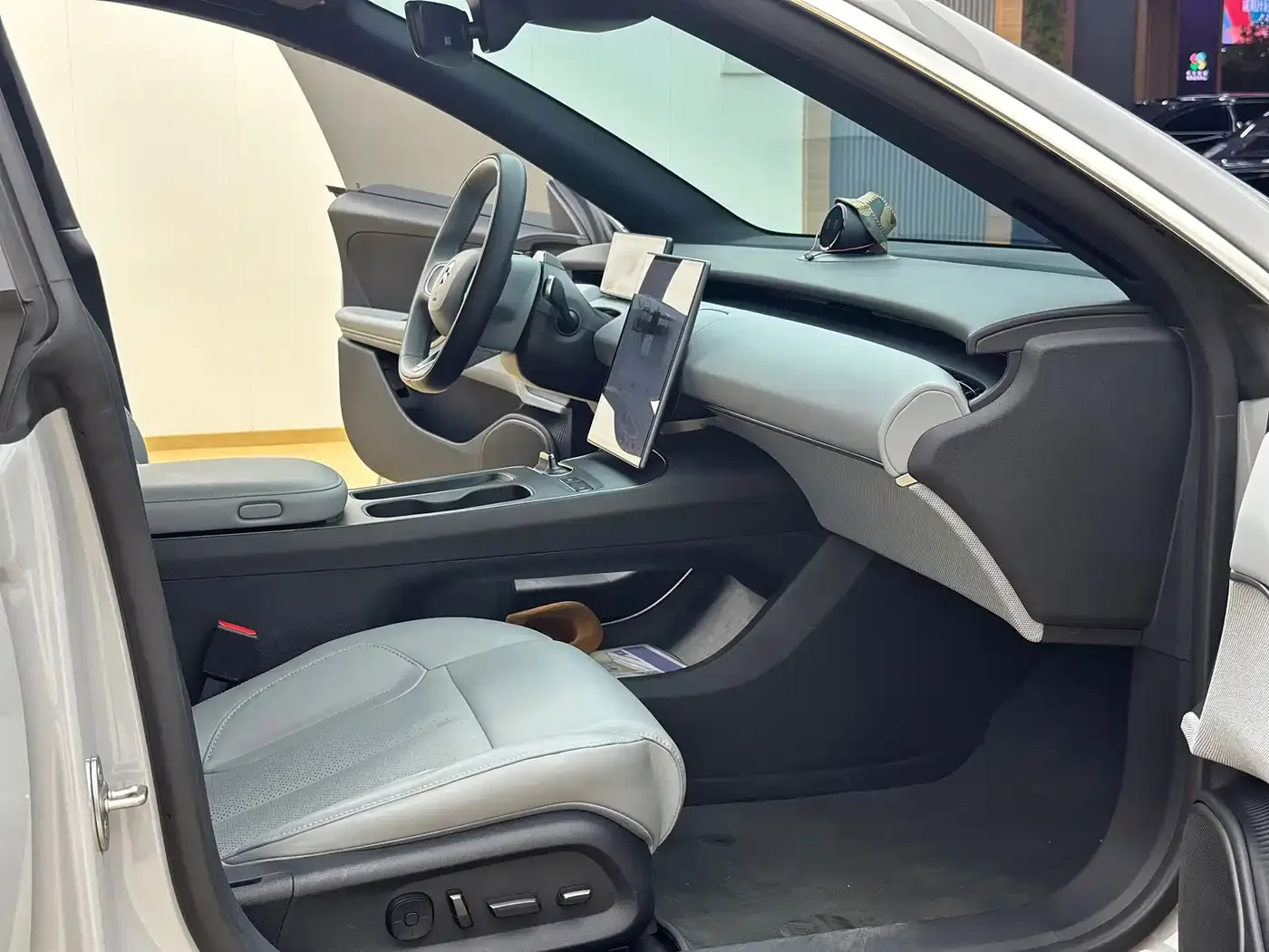 NIO NIO ET5T 2024 75kWh Touring — Фото автомобиля 10
