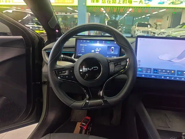 BYD Seal 06 GT — Фото автомобиля 10