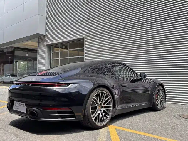 Porsche 911 — Фото автомобиля 6
