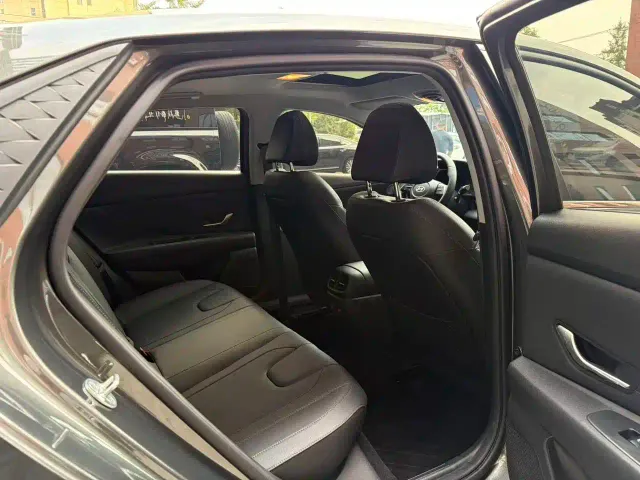 Hyundai Elantra — Фото автомобиля 9