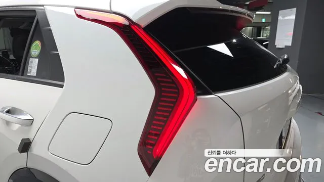 Kia Niro The All New Niro Prestige — Фото автомобиля 20
