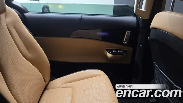 Kia Canival Carnival 4 поколение Бензин 9 мест Signature — Фото автомобиля 25
