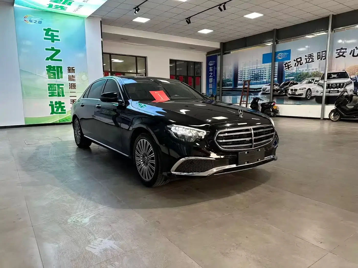 Mercedes-Benz Mercedes-Benz E-Class 2022 Model Facelift III E 300 L Sport Luxury — Фото автомобиля 3