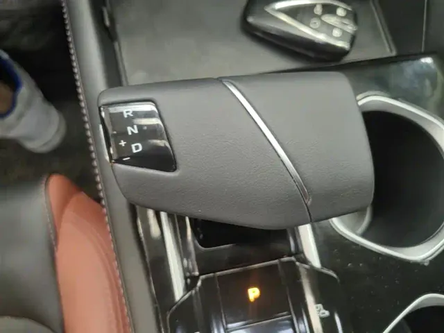 Changan Eado — Фото автомобиля 13