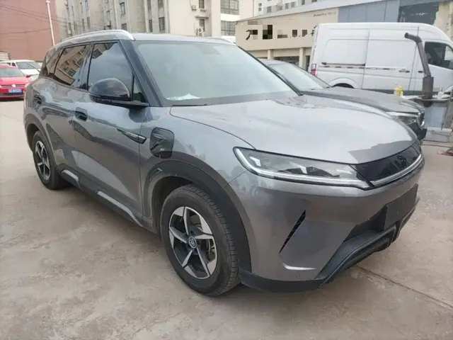 BYD Yuan UP — Фото автомобиля 3