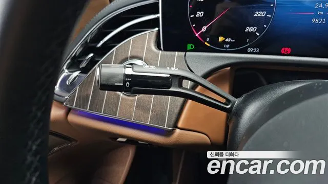 Mercedes-Benz E-Class — Фото автомобиля 15