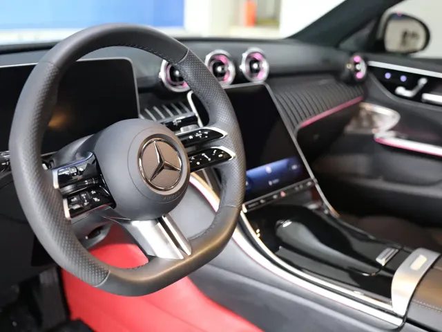 Mercedes-Benz C-Class — Фото автомобиля 8