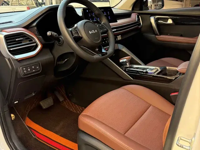 Kia Sportage — Фото автомобиля 4