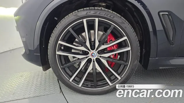 BMW X5 — Фото автомобиля 3