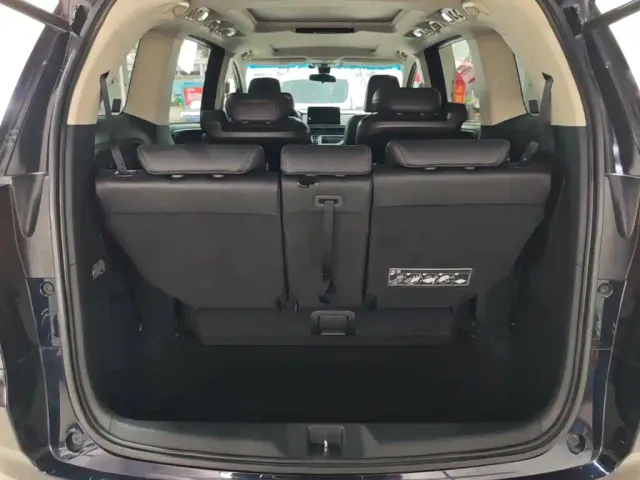 Honda Odyssey — Фото автомобиля 18