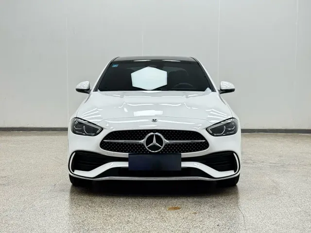 Mercedes-Benz C-Class — Фото автомобиля 2